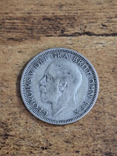 Great Britain UK 1928, One Shilling, George V, Silver Coin - free standard postage