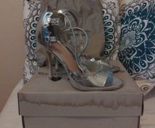 High heel sandals