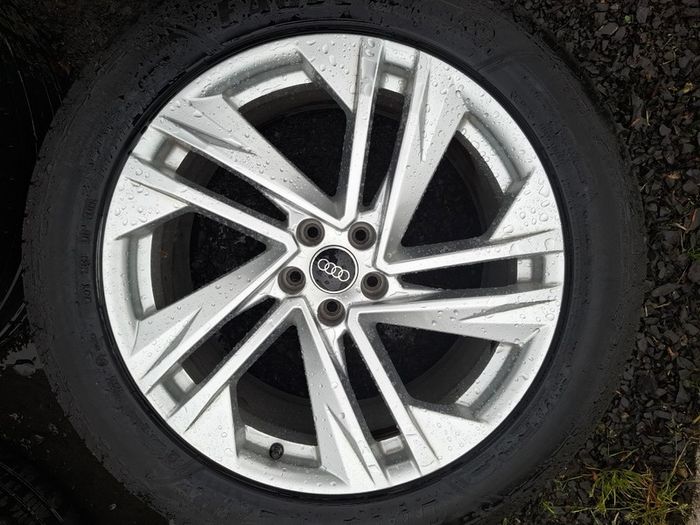 20" Genuine Audi Q7 S Line Alloys with tyres