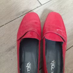 Ladies red lofa shoes