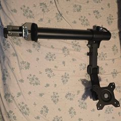 AmazonBasics Single Monitor Arm