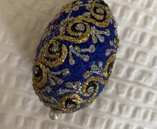 Hand decorated Wooden Ovoid