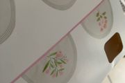 ShabbyChic Decor 2pks of each so 4 pks in total 10e for the lot .Bunting and Table Covering