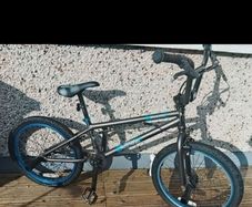 2 boys bmx's. Both in excellent condition