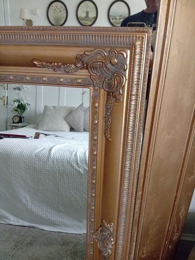 mirror