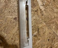 2xbathroom shaver light