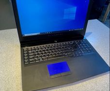 Alienware r4 17"