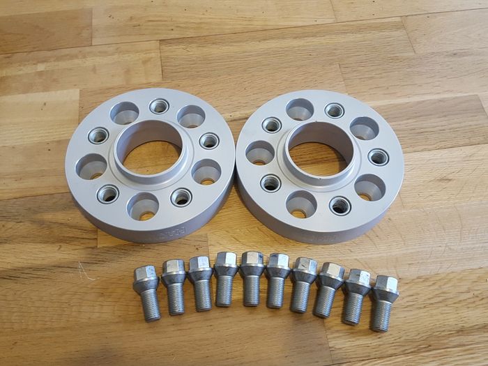 5x112 H&R Aluminium Wheel Spacers 80mm (40mm per side)