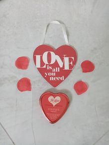 Valentine items