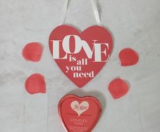 Valentine items