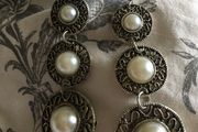 Brand new boohoo style drop earrings