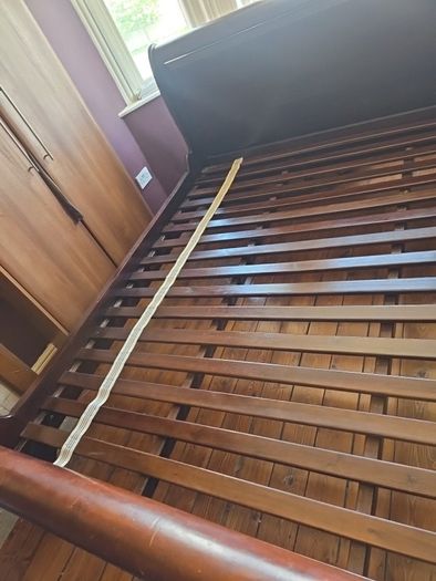 SUPER king size sleigh bed