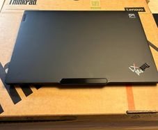 Lenovo X1 Carbon Gen 12