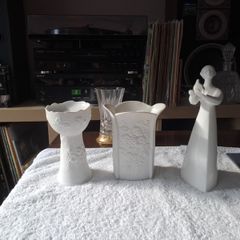 3 porcelain pieces