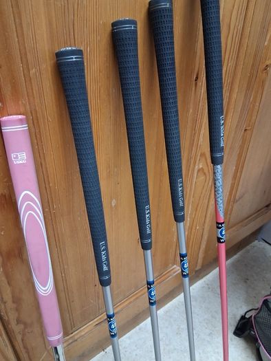Golf Clubs. US Kids Golf Set.Left Handed .Age 7 To 8 Years Old. Girls Set.. In As New Condition. Collect In Dublin Or Receive Via Post.