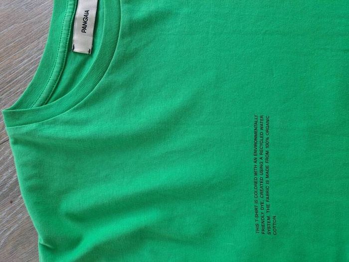 Pangaia green tshirt S