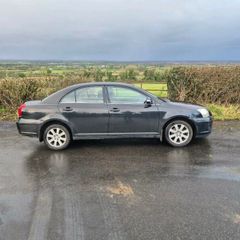 Toyota  Avensis