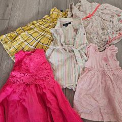 bundle of 9-12 months clothes