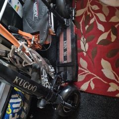 Battery 48V 10Ah With Charger Almost New!
