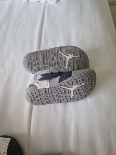 Nike sandals Junior 10.5