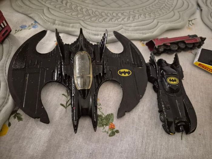 large Vintage Diecast Toy Collection Matchbox, Corgi, Batman & More