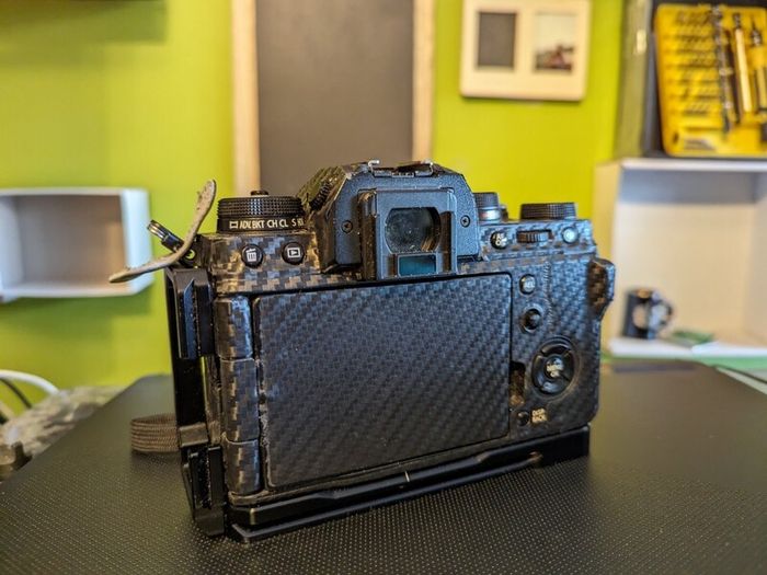 Fuji X-T4 XT4 APS-C 4k60p 10bit mirrorless camera body