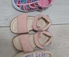 Size EU 24/Uk 7 sandals