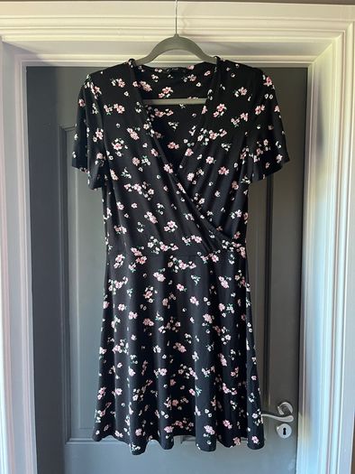 F&F black floral wrap dress size 10
