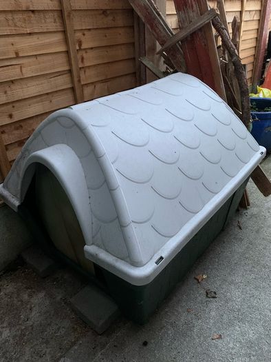 Outdoor Dog kennel