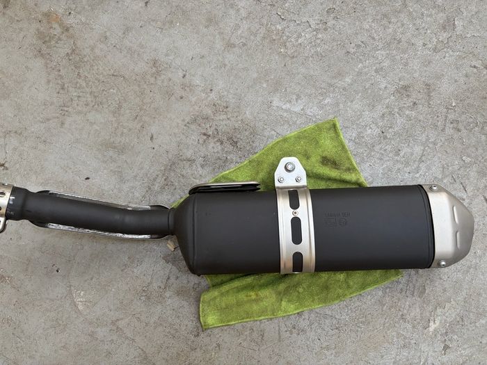 Yamaha T7 Tenere Standard Exhaust