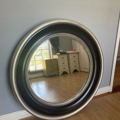 Large Feature Mirror