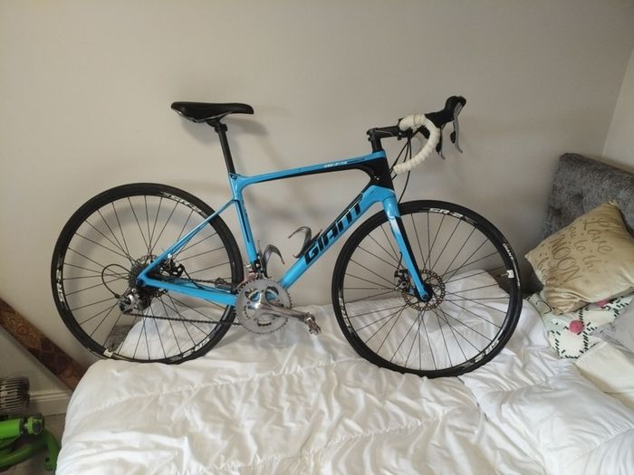 Giant defy advanced- Carbon Frame tiagra trp disc breaks size m