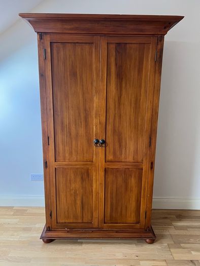 wardrobe