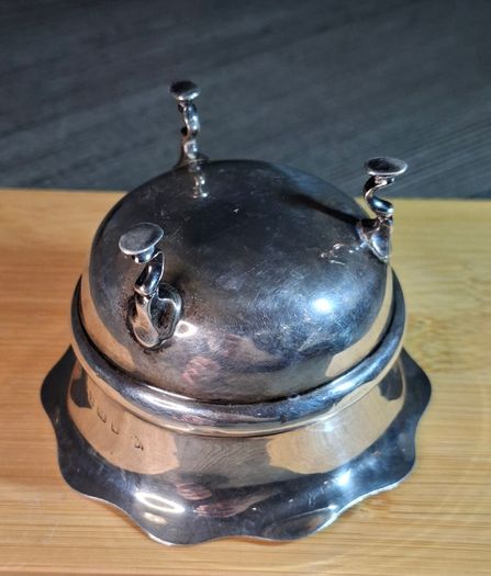 Antique English Victorian Three Hoofed Sugar Bowl