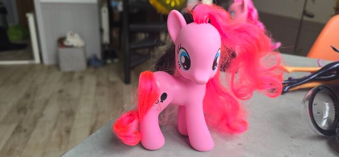 Large Pinkie Pie 5.5inch Boutique Styling with Black in hair MLP G4 My Little Pony 2010