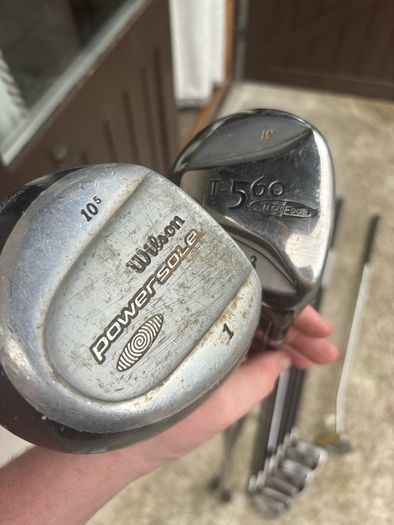 Full set of Golf Clubs