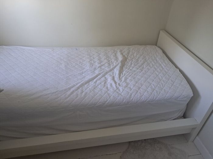 free ikea single bed