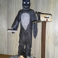 Donnie darko figurine