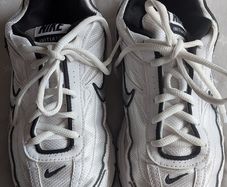 Nike Initiators 6.5