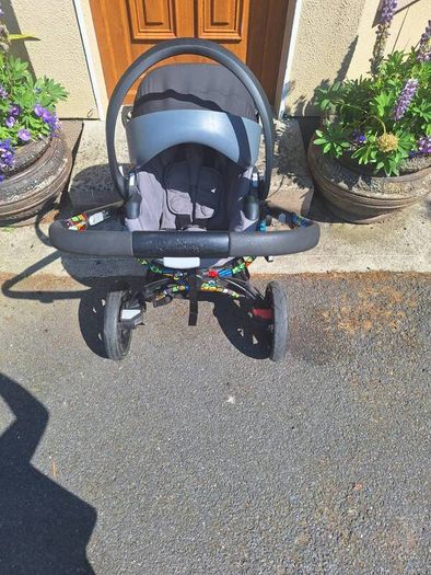 complete baby travel system
