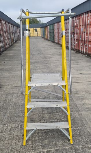 LFI Pro GRP Wide Step Platform Ladders 3 Available Storage Clearance  Sold as seen