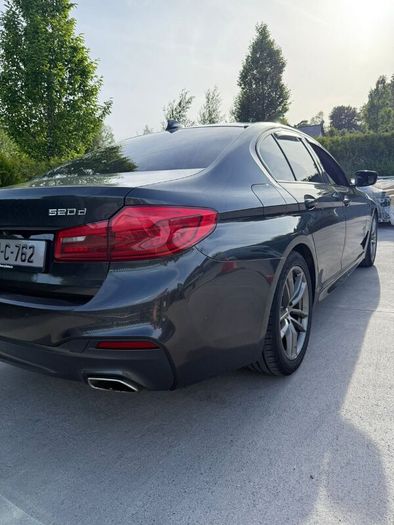 BMW 5-Series 2020