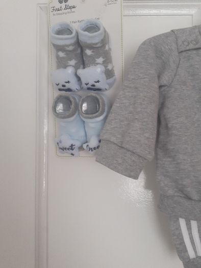 Baby boy bundle 0-3 months .All new with tags .Addidas tracksuit Name it top Dunnes hat and gloves Pack of 7 socks .Pack of 2 pair of rattle socks plus free summer hat new and green cable knit jumper all new 17 euro the lot