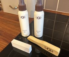 Ugg Sheepskin Care Kit