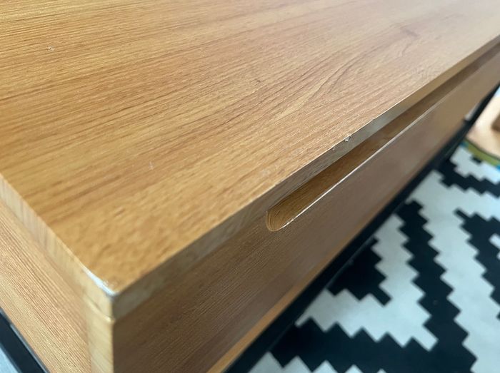 Coffee Table - lift up top