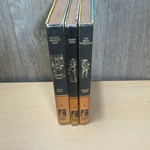 Bancroft Classics Vintage 1970s HB Three Musketeers, Robin Hood & Old Curiosity