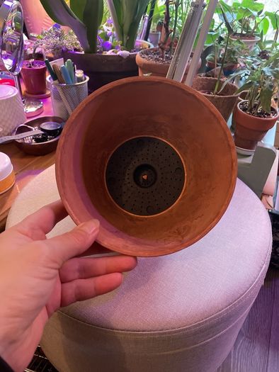 Plant pot (self-watering )
