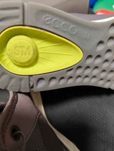 ecco runners