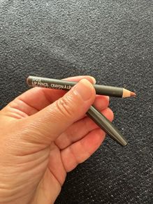 Mac mini lip liner