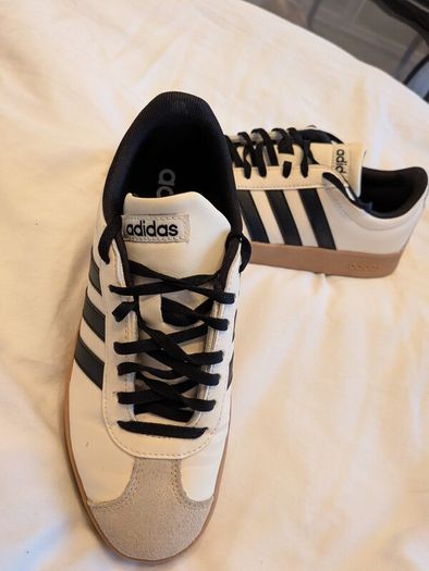 Adidas runners